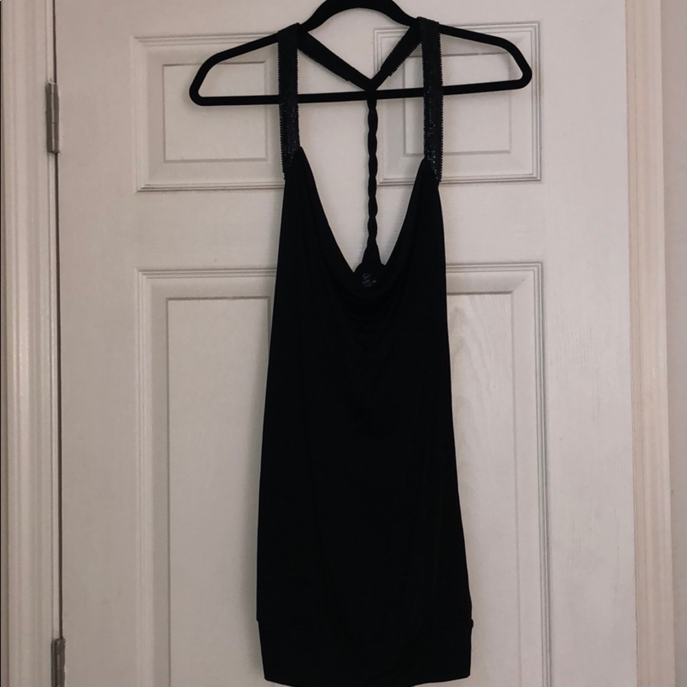 Guess tank